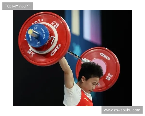 十五运会举重女子49公斤级，侯志慧战胜蒋惠花夺金